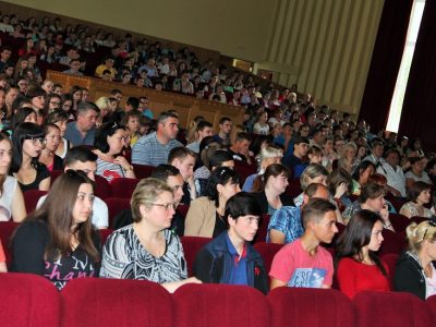 В ДонНМУ им. М. Горького прошел финальный день открытых дверей